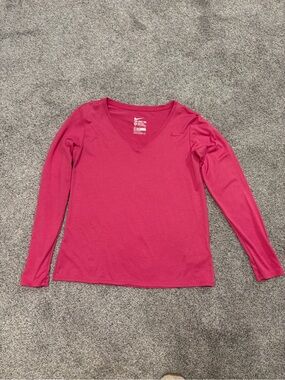 Nike Women’s Long Sleeve V-Neck Top - Pink